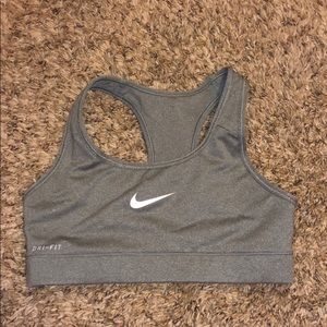 nike sports bra